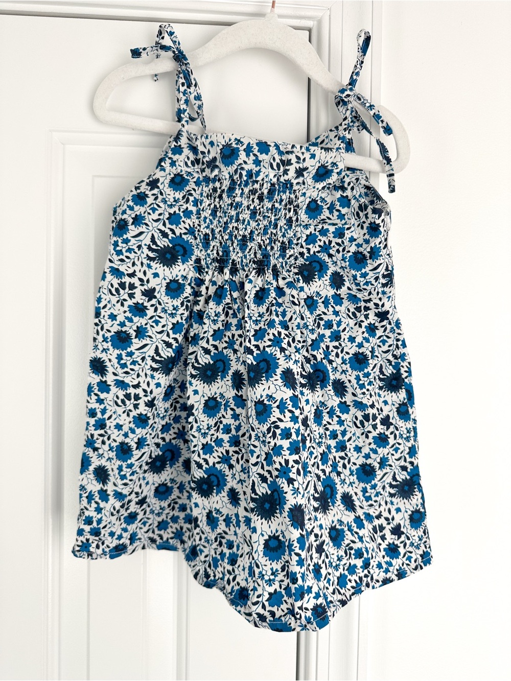 Elephantito blue floral tank size 6